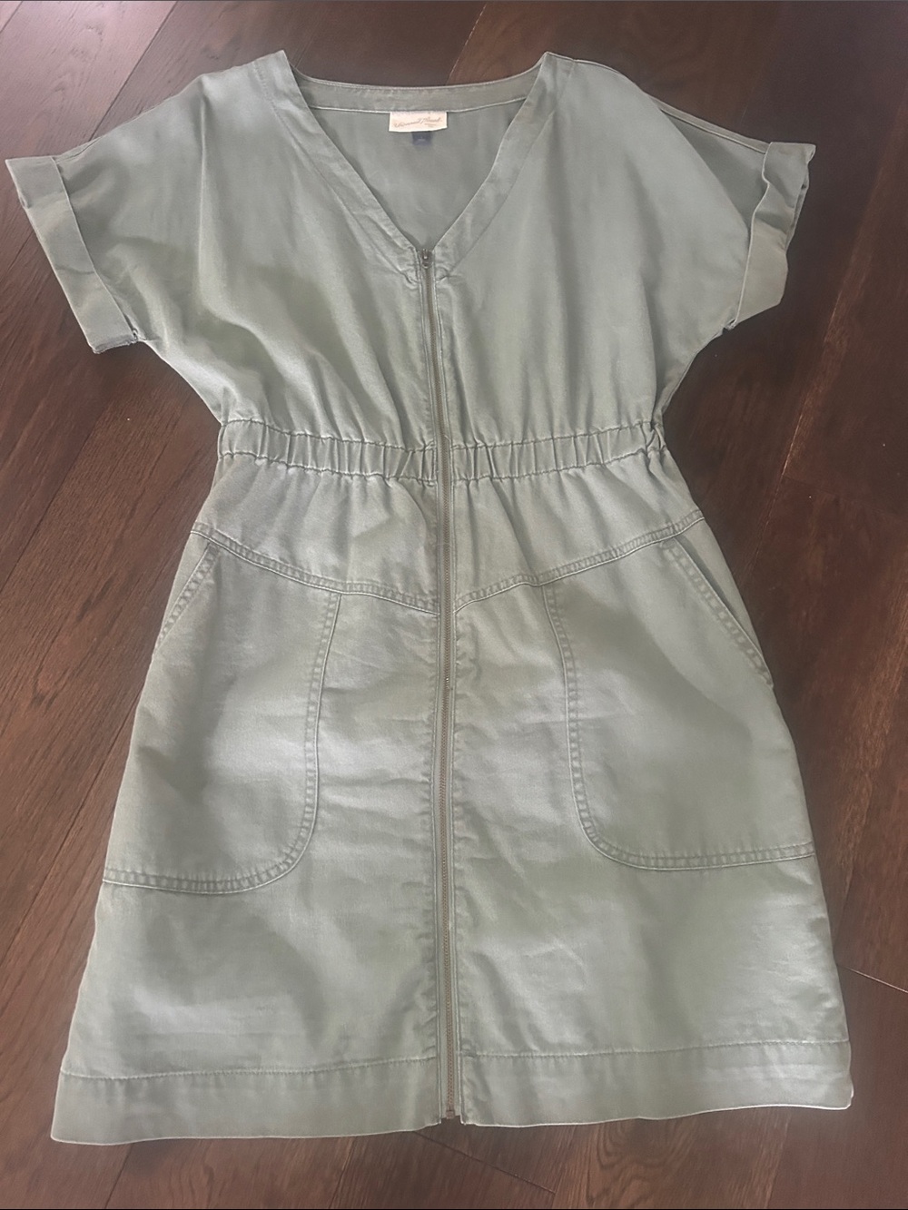 Universal Thread Sage Green Zip-Front Casual Dress